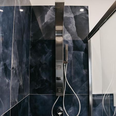 Terra Mia Suite - Chi Tene' O Mare Napoli Bagian luar foto