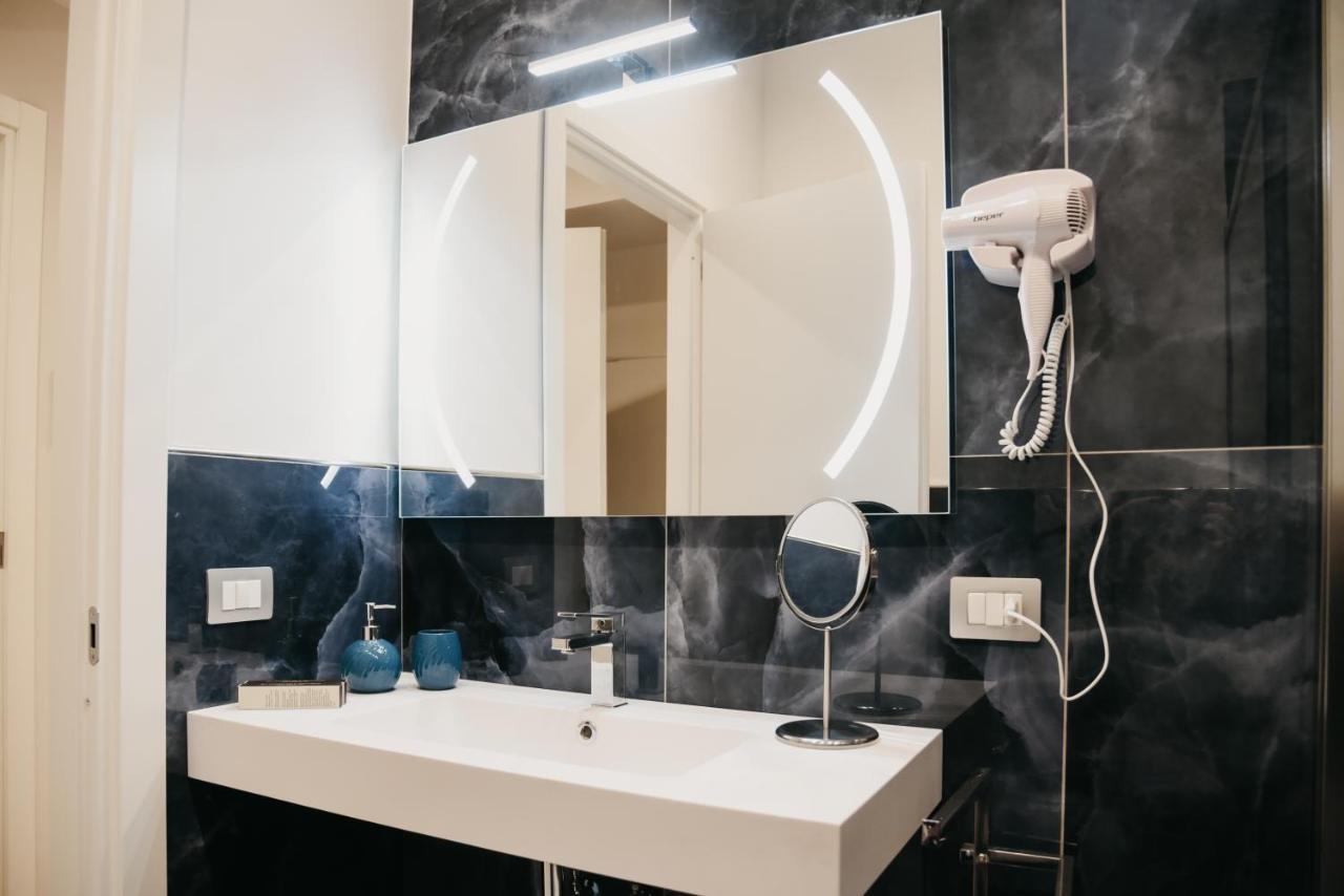 Terra Mia Suite - Chi Tene' O Mare Napoli Bagian luar foto